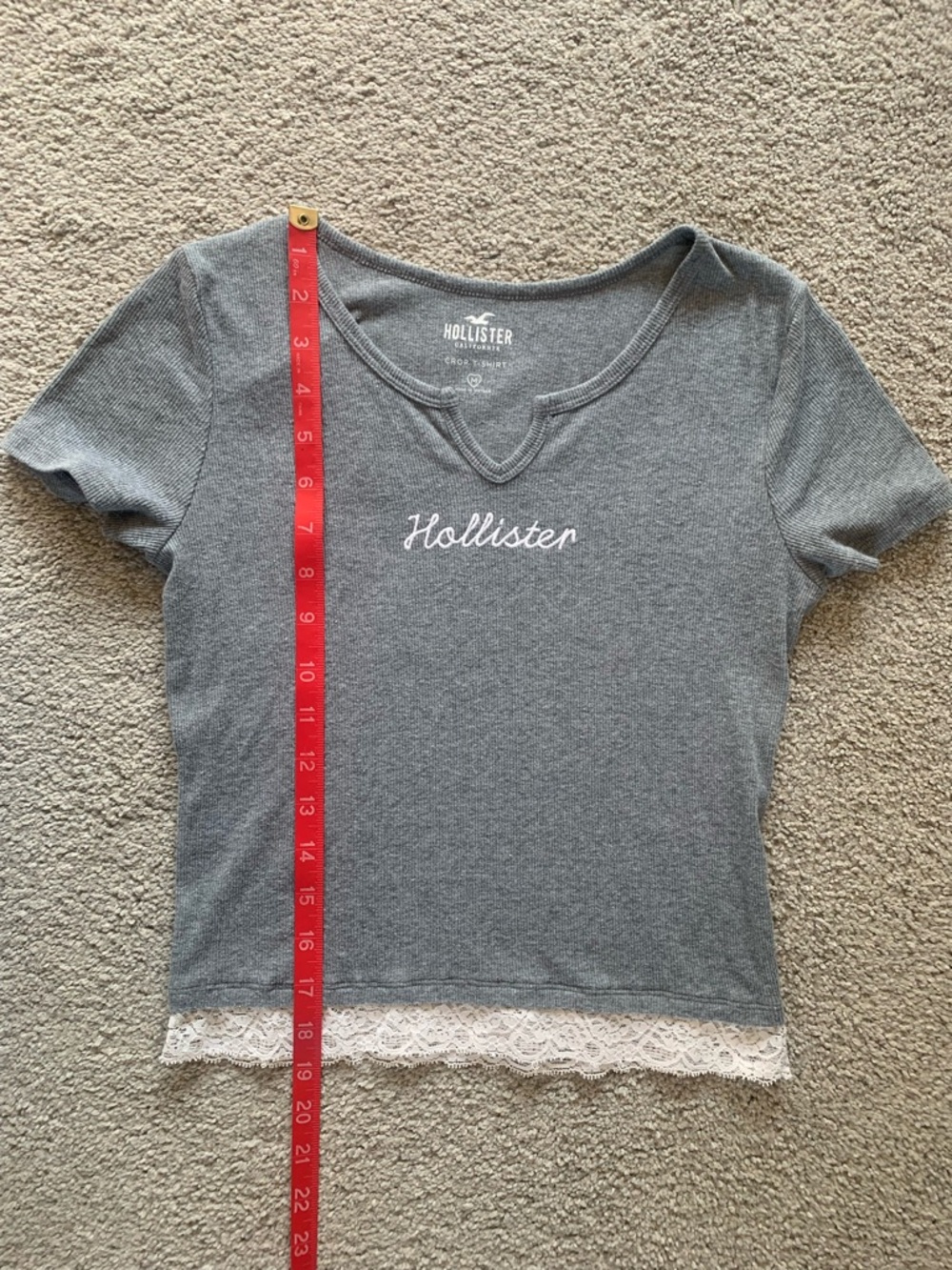 Hollister crop T shirt Gray Short Sleeve Tee with white Lace Hem - Picture 5 of 6